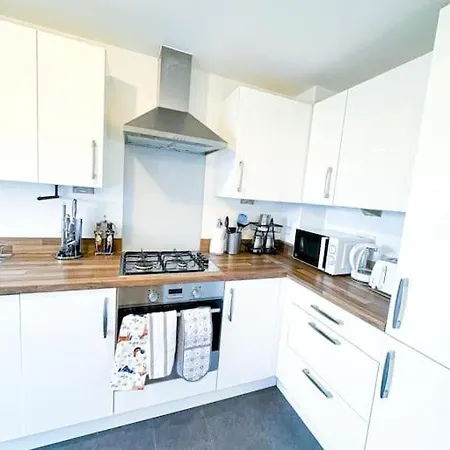 Contractors, Families, Tourists & Groups Welcome Sleeps Upto 9, Garden, Pet Allowed, Parking Included! Birmingam Exterior foto