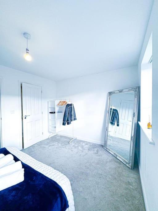 Family Home: Spacious 3br With Garden And Pet-friendly * Birmingham