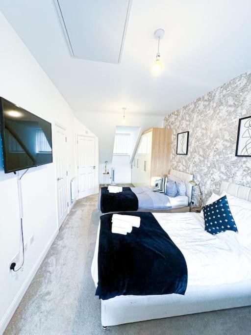 Apartment Family Home: Spacious 3br With Garden And Pet-friendly