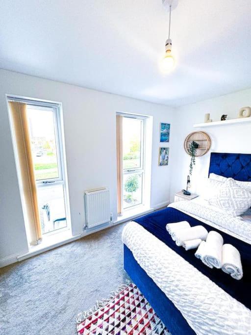 Apartment Family Home: Spacious 3br With Garden And Pet-friendly *